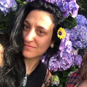 Meet your Posher, Ila